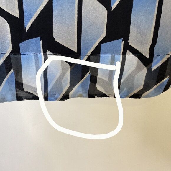 Diane Von Furstenberg Maiko Silk Chiffon V-Neck 3/4 Sleeve Blouse - Picture 10 of 10